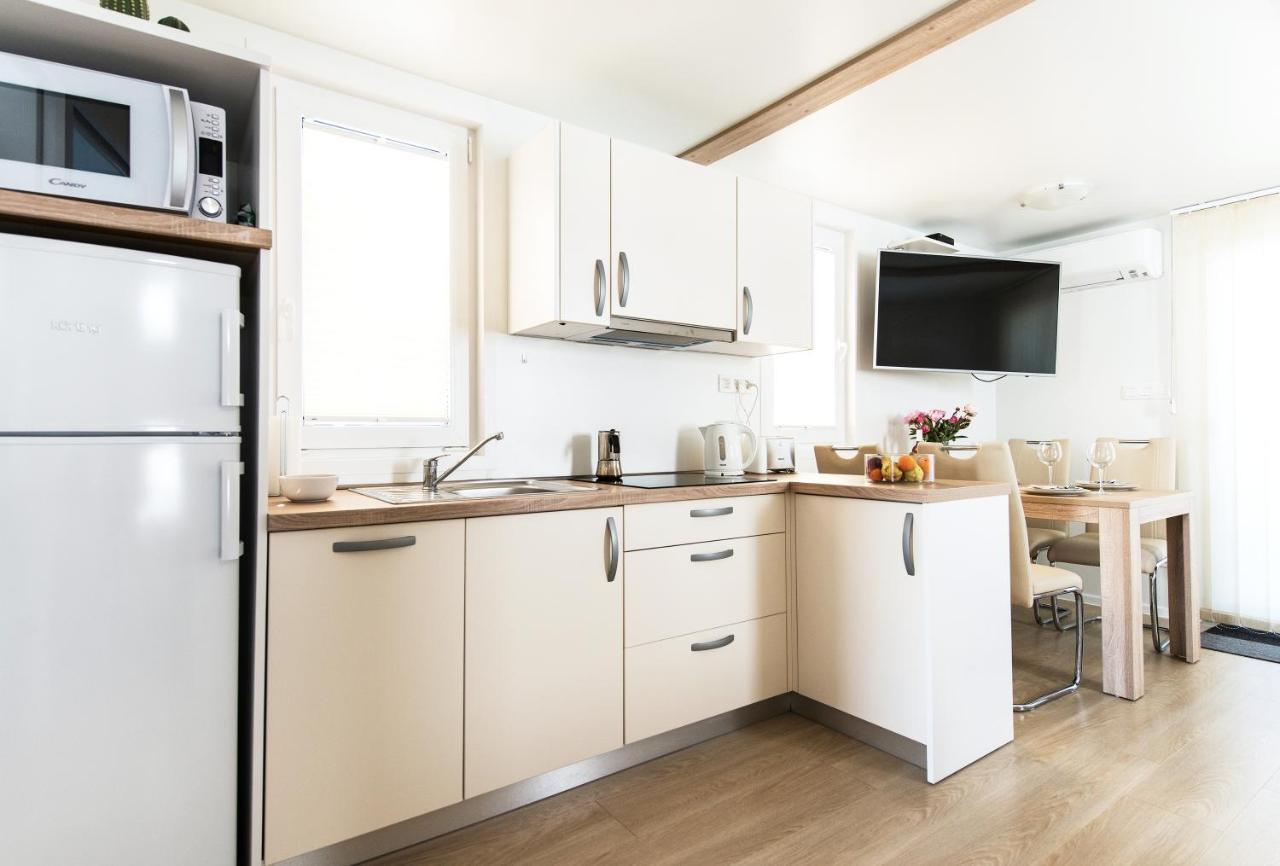 波尔托罗Marina Luxury Houseboat Olive别墅 外观 照片